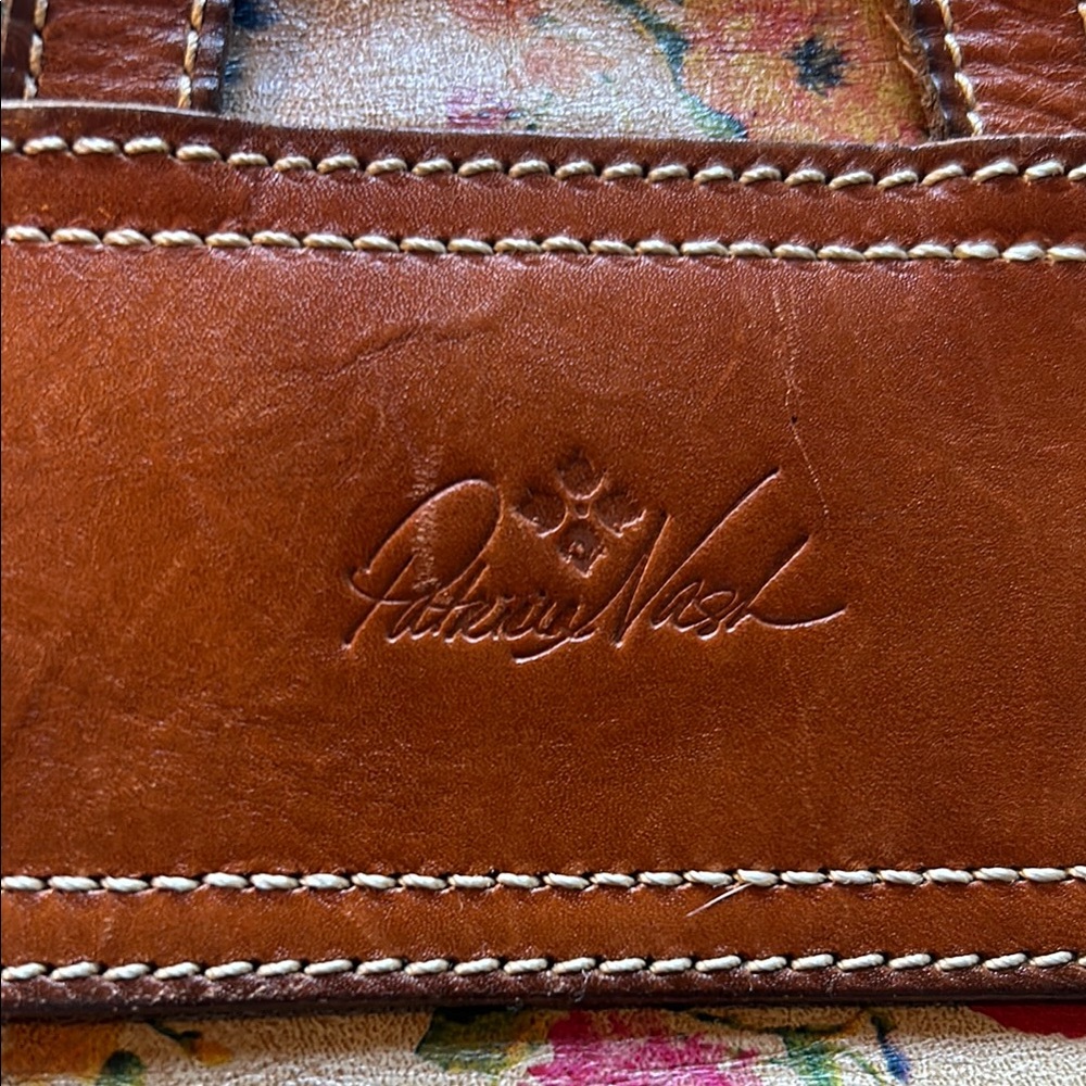 Floral Tan Women's Bag - Picture 4 of 5
